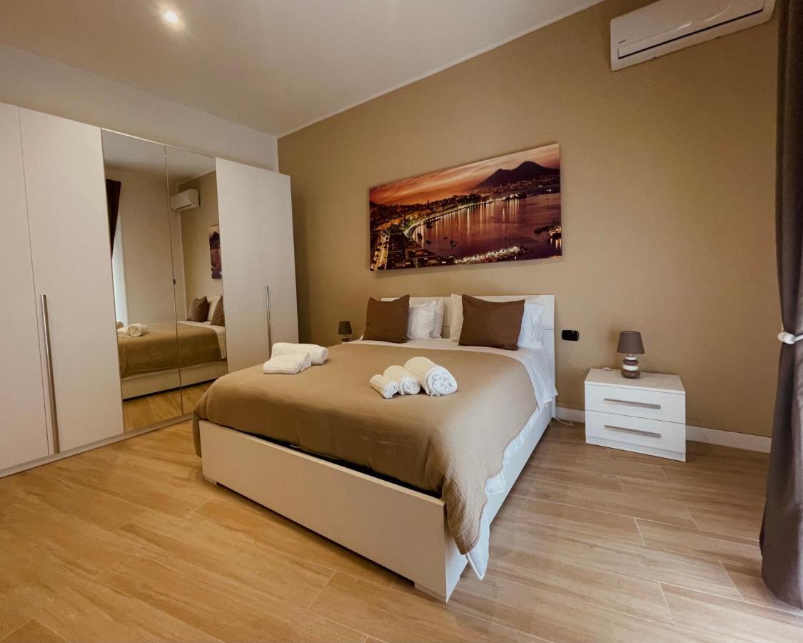 La Suite Di Dante Napoli 外观 照片